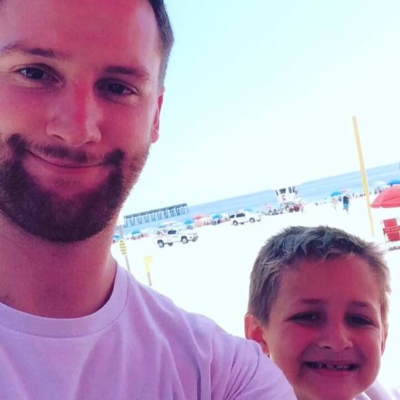 Meet your Posher, Max - Picture 1 of 1